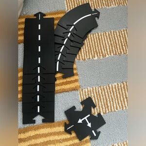Waytoplay | Black Road Flexible Track Set (14 pieces)
